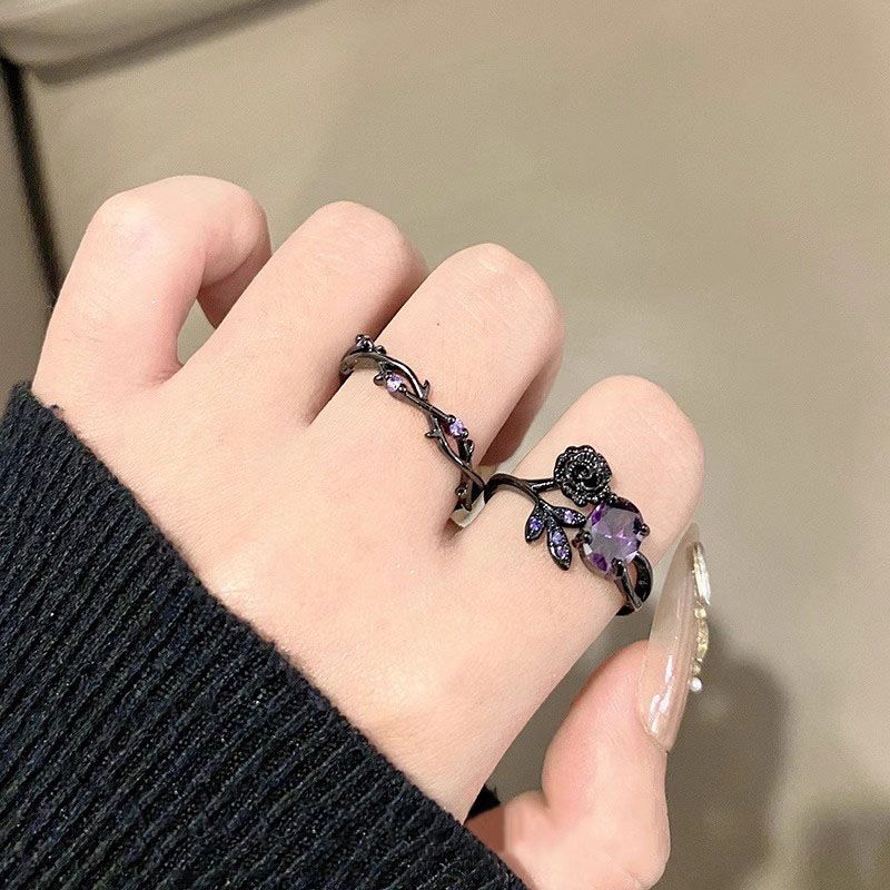 Vintage purple rose set