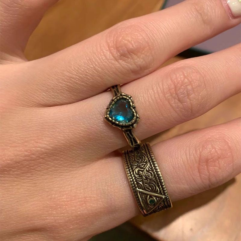 Medieval Aged Ring Set