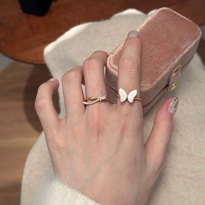 Butterfly ring set