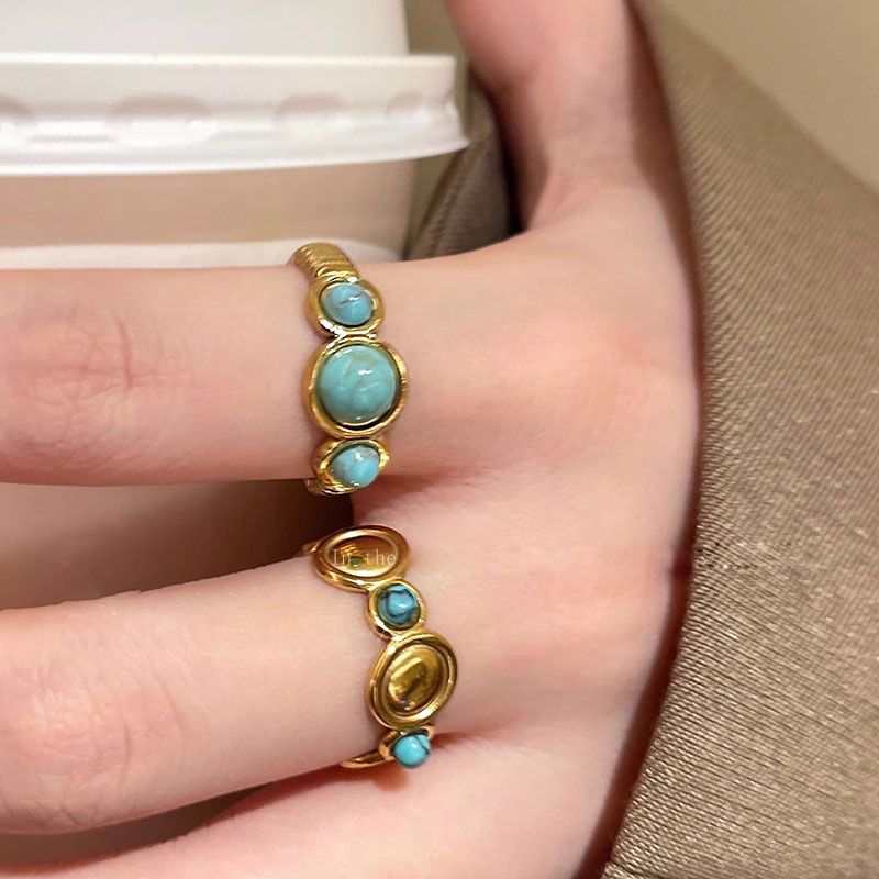 Vintage green stone set