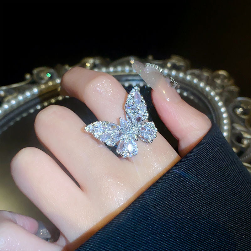 Full diamond zirconia bow ring set