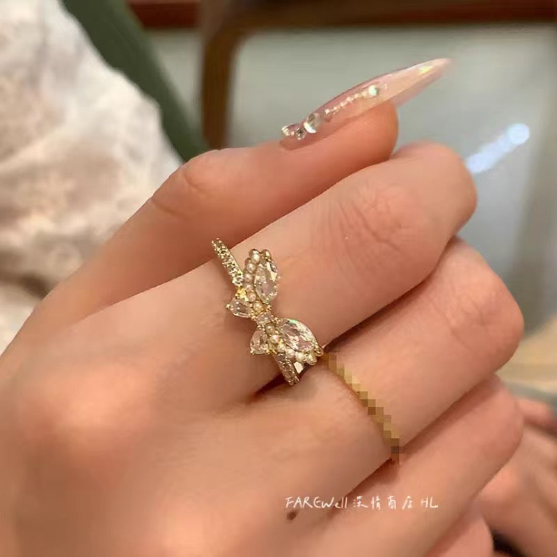 Exquisite butterfly Zircon ring four-piece set